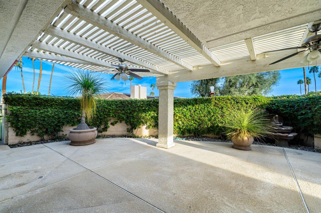 The Springs C.C. - Residential