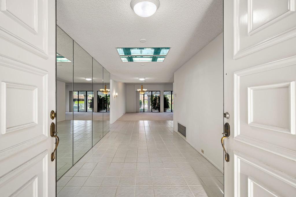 The Springs C.C. - Residential