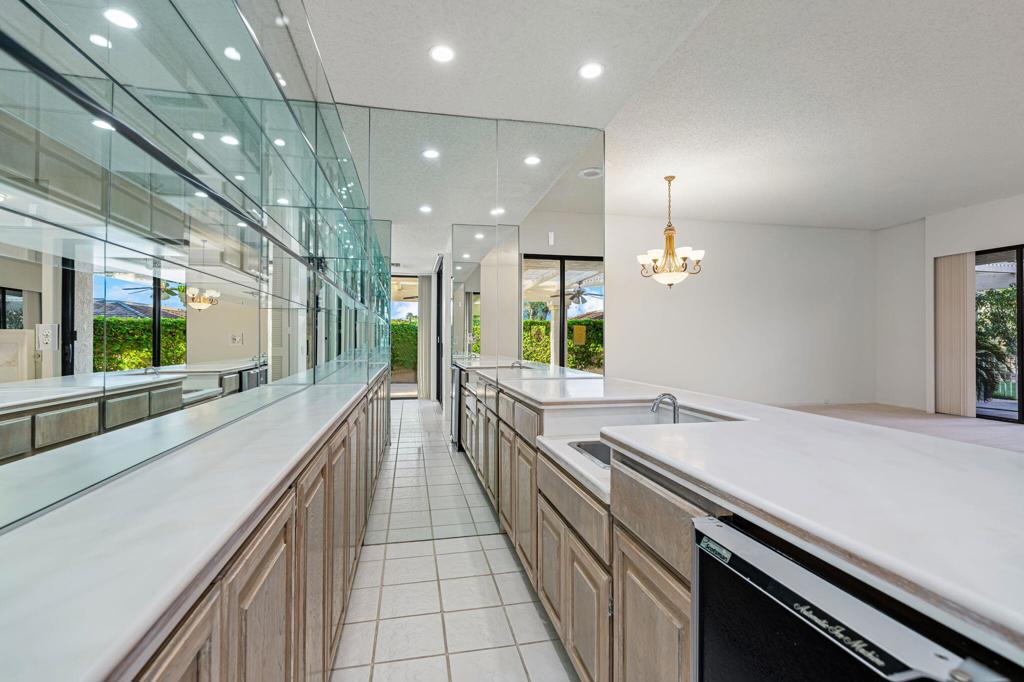 The Springs C.C. - Residential