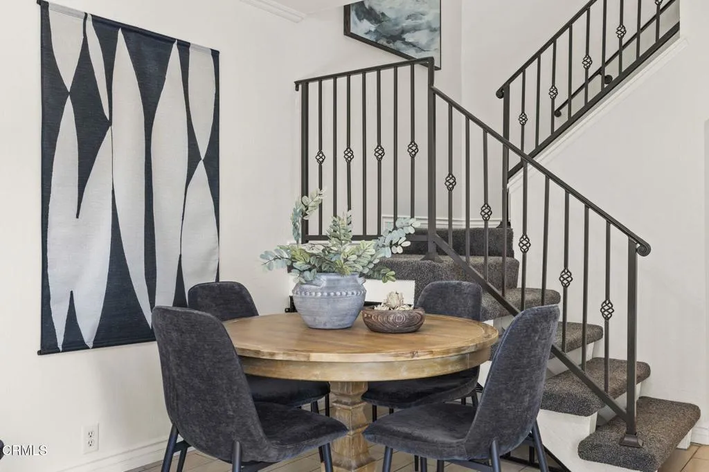 Ventura, California 93001, United States, 2 Bedrooms Bedrooms, ,2 BathroomsBathrooms,Residential,Active,111600