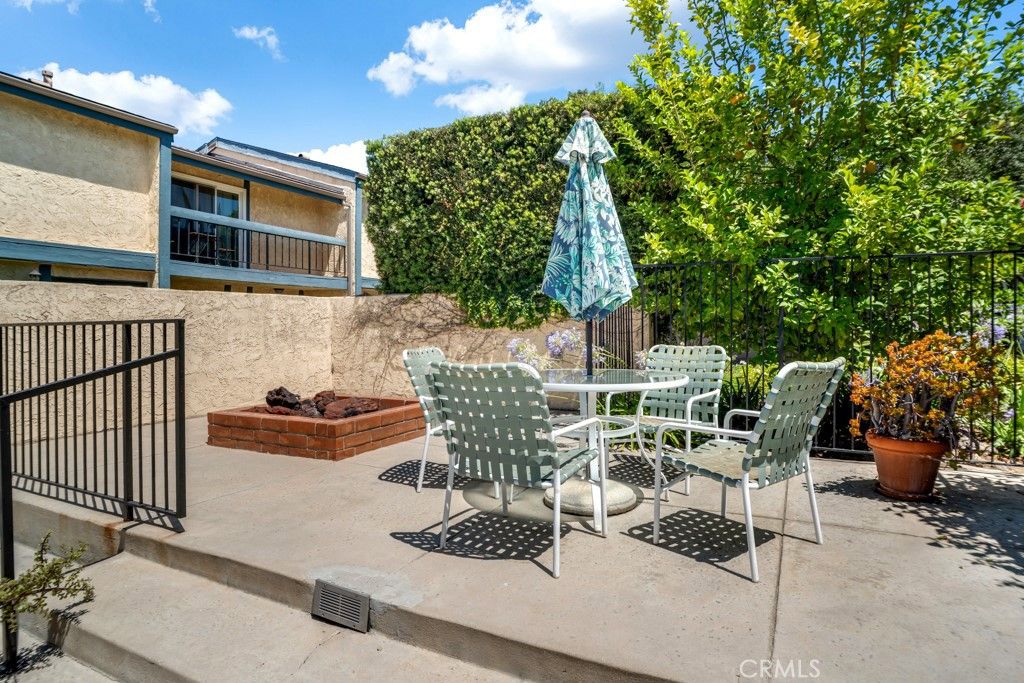 listing image 130723530938632662916