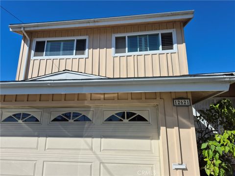 12621 S Hoover Los Angeles CA 90044