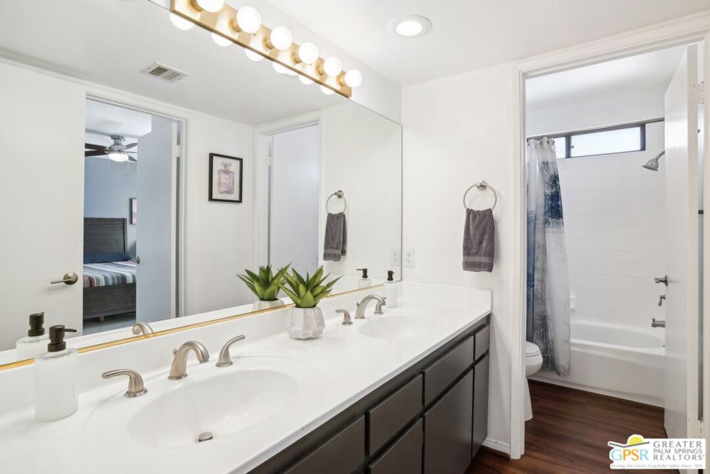 Canyon Shores - Residential