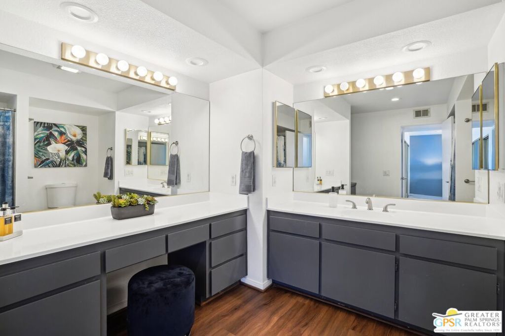 Canyon Shores - Residential