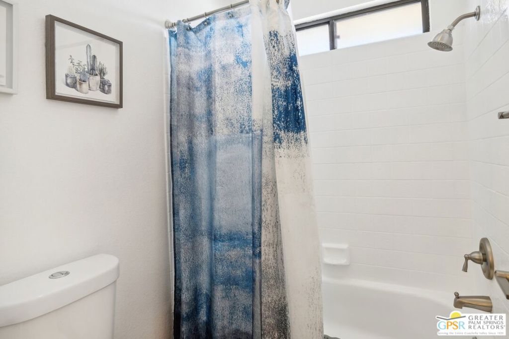 Canyon Shores - Residential