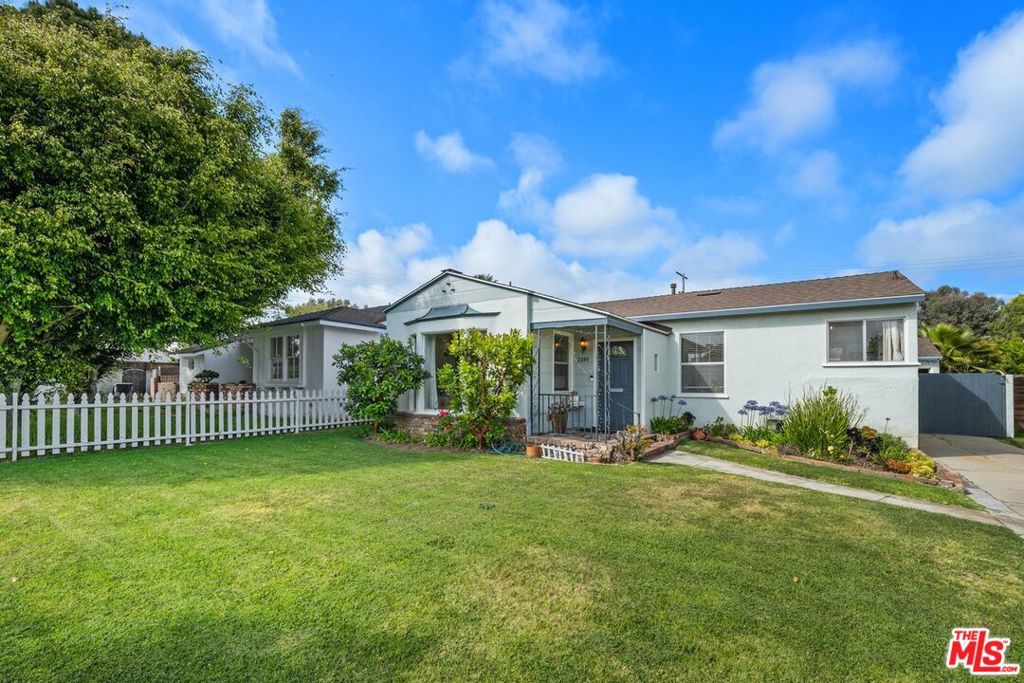 Properties 3 2345 23rd Street