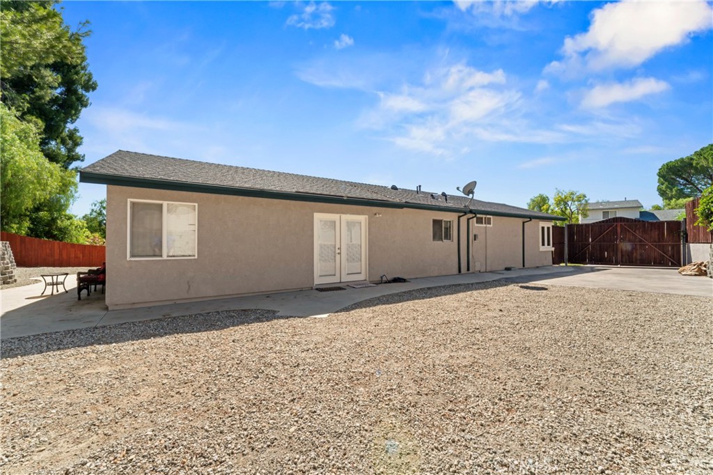 Venture (VNTR) - Residential Lease