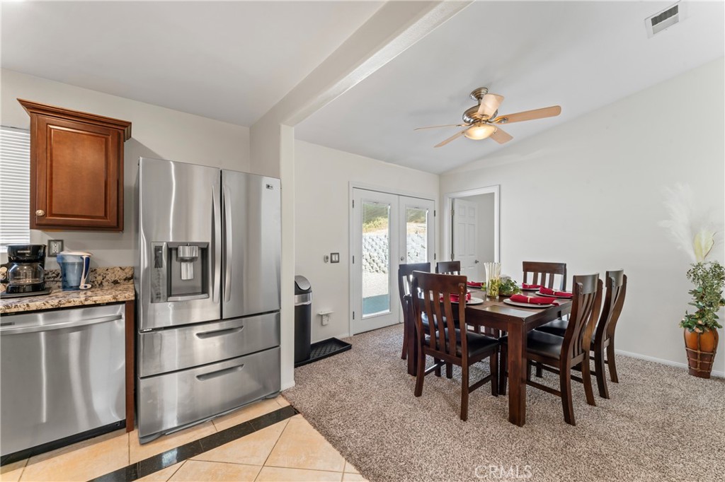 Venture (VNTR) - Residential Lease