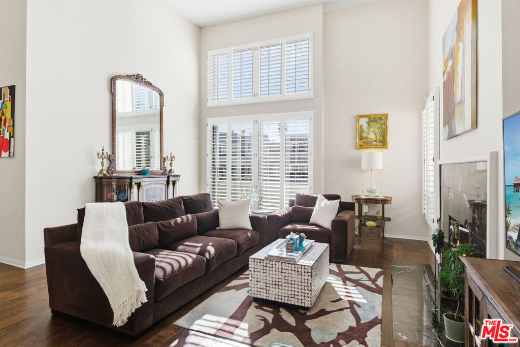 1164 Wellesley Avenue 301