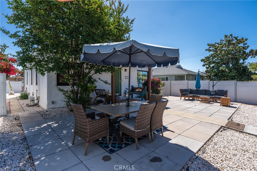 5512 Willowcrest