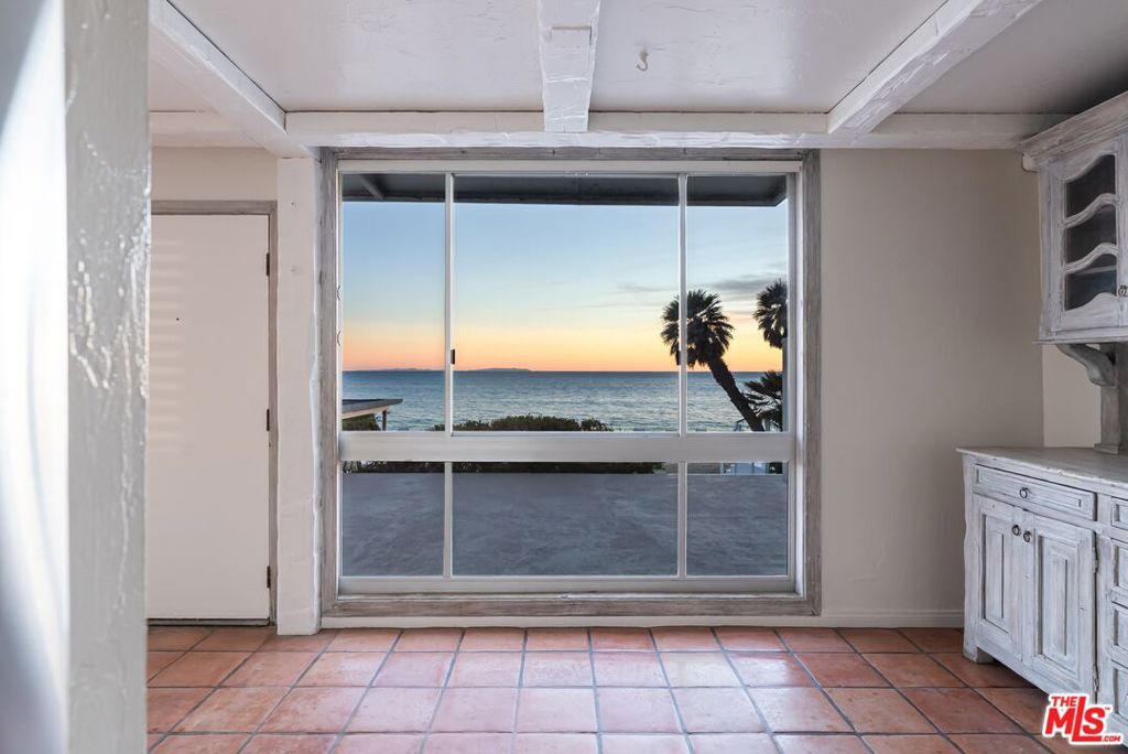 Properties 4 22548 Pacific Coast Highway 101