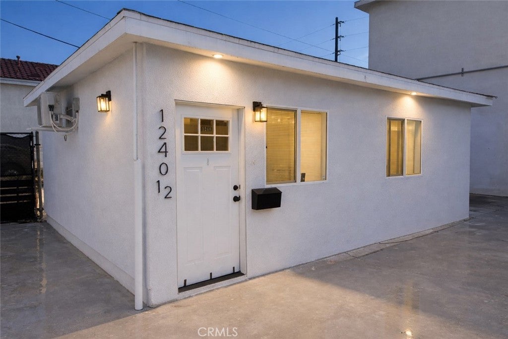 1236 N Wilmington