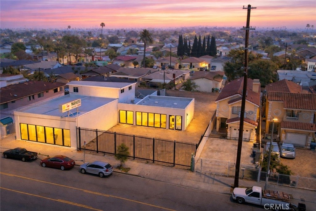 1236 N Wilmington