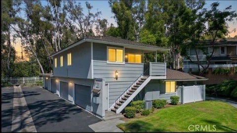 Photo of 2536 Coventry CIR, Fullerton, CA 92833 (MLS # PW26196253)