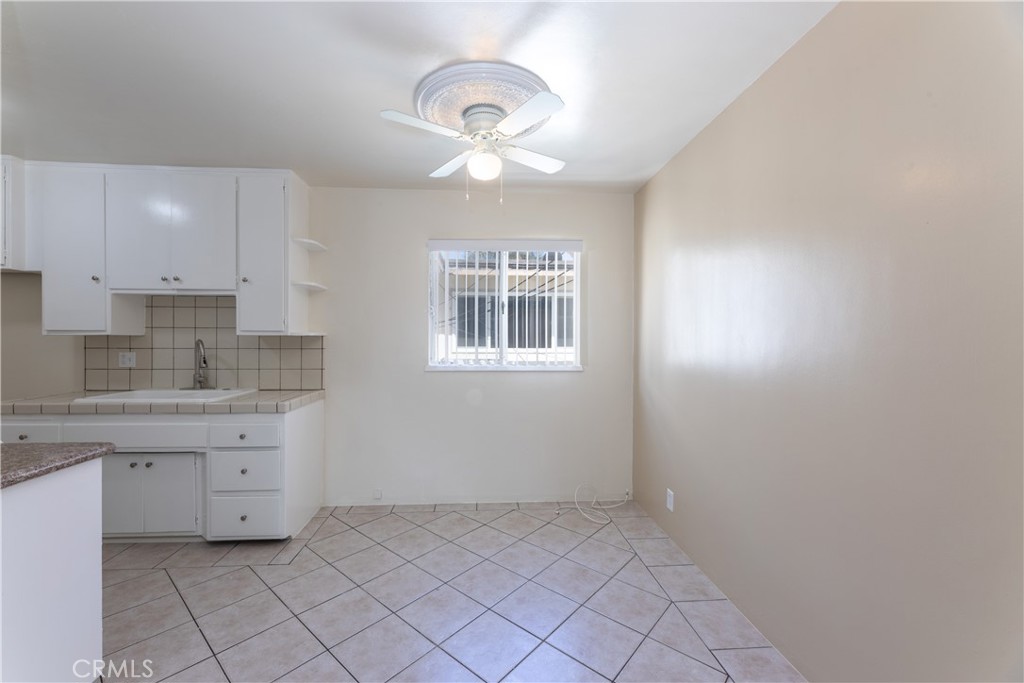 1250 E 4th, 8