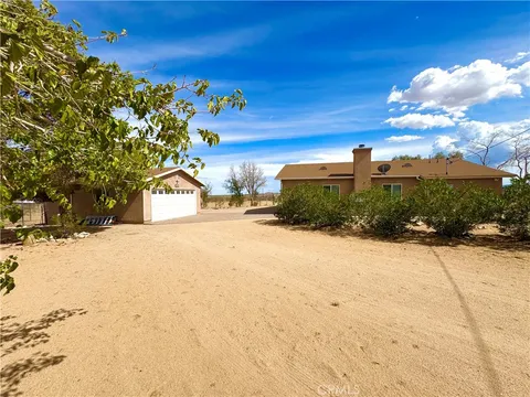 1525 Dakota Ln, Landers, CA 92285 - MLS#: JT25220555