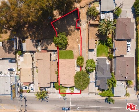 Tiny photo for 3900 E 3rd Street, Los Angeles, CA 90063 (MLS # 25560855)