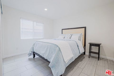 Tiny photo for 3900 E 3rd Street, Los Angeles, CA 90063 (MLS # 25560855)