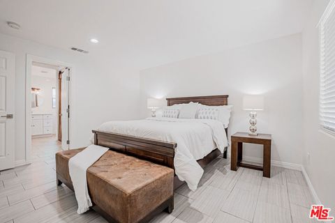 Tiny photo for 3900 E 3rd Street, Los Angeles, CA 90063 (MLS # 25560855)
