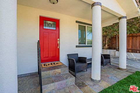 Tiny photo for 3900 E 3rd Street, Los Angeles, CA 90063 (MLS # 25560855)