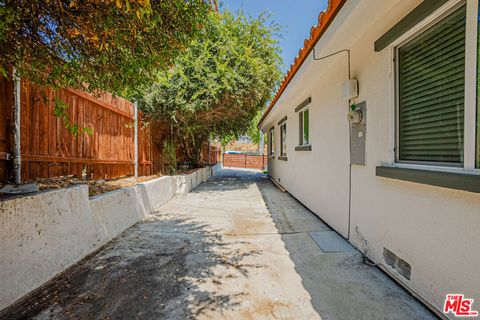 Tiny photo for 3900 E 3rd Street, Los Angeles, CA 90063 (MLS # 25560855)
