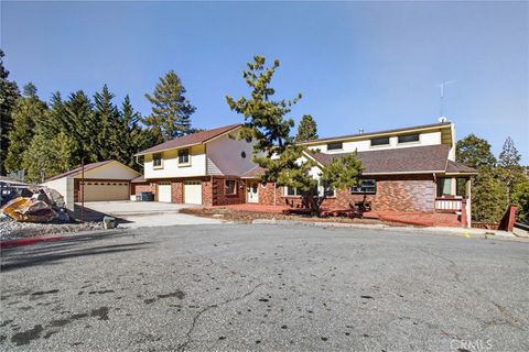 Photo of 5328 Shirley J Ln, Wrightwood, CA 92397 (MLS # HD26022932)