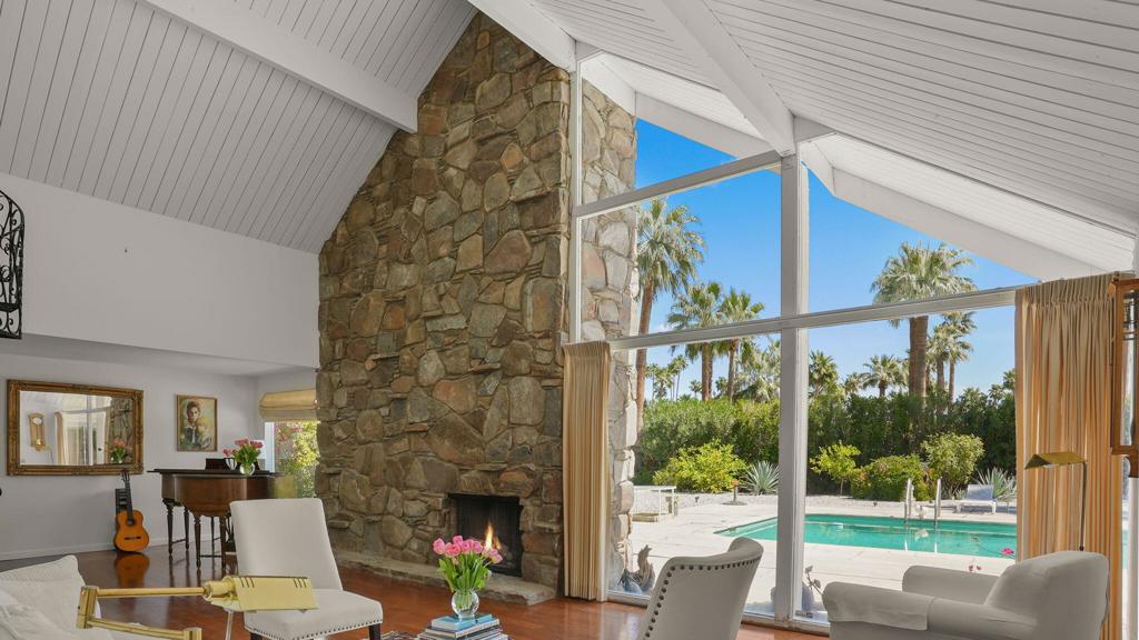 Vista Las Palmas - Residential