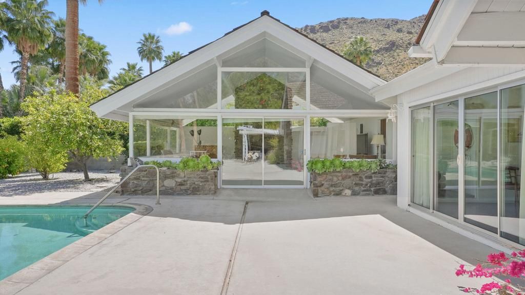 Photo of 722 N High Road, Palm Springs, CA 92262 (MLS # 219136459DA)