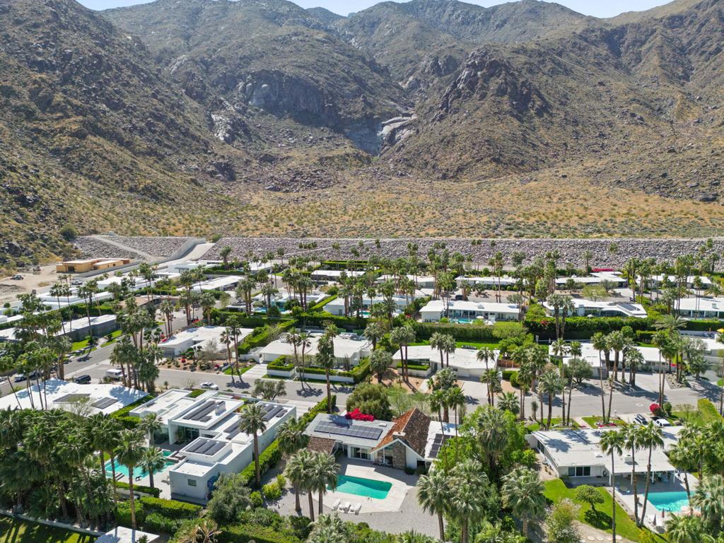 Vista Las Palmas - Residential