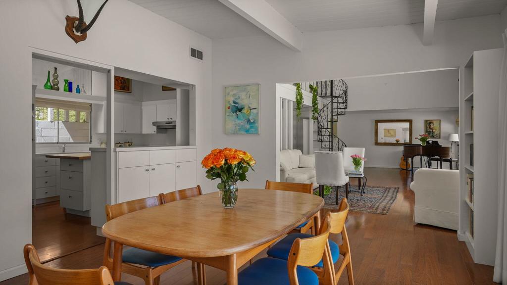 Vista Las Palmas - Residential