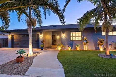 Photo of 4346 Charger Blvd Blvd, San Diego, CA 92117 (MLS # 260012027SD)