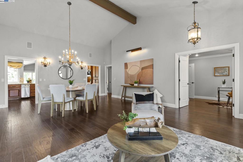 RANCHO RAMON - Residential