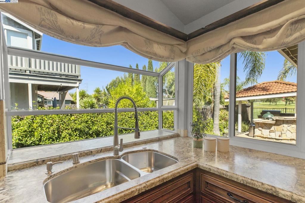 RANCHO RAMON - Residential