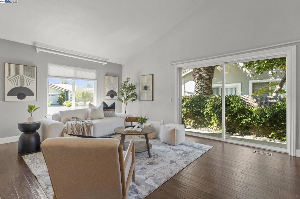 RANCHO RAMON - Residential