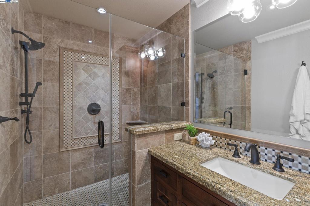 RANCHO RAMON - Residential