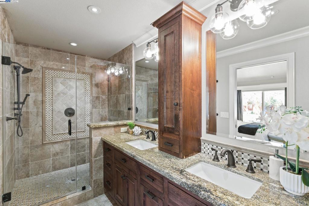 RANCHO RAMON - Residential