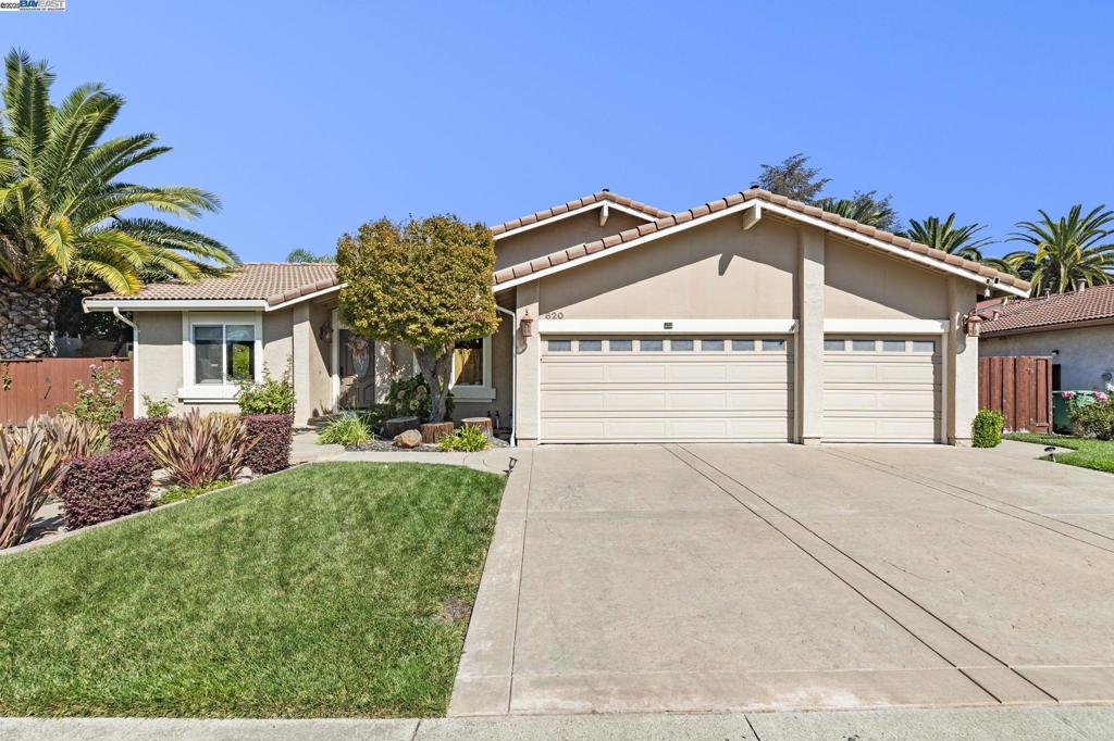 RANCHO RAMON - Residential
