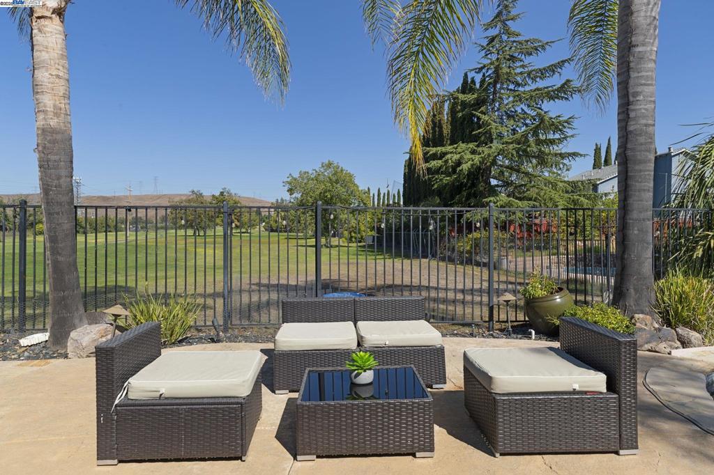 RANCHO RAMON - Residential