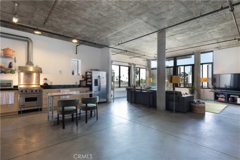Photo of 835 Locust Avenue #419, Long Beach, CA 90813 (MLS # PW26100697)