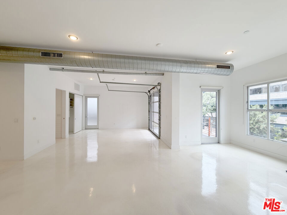 212 Marine Street 203