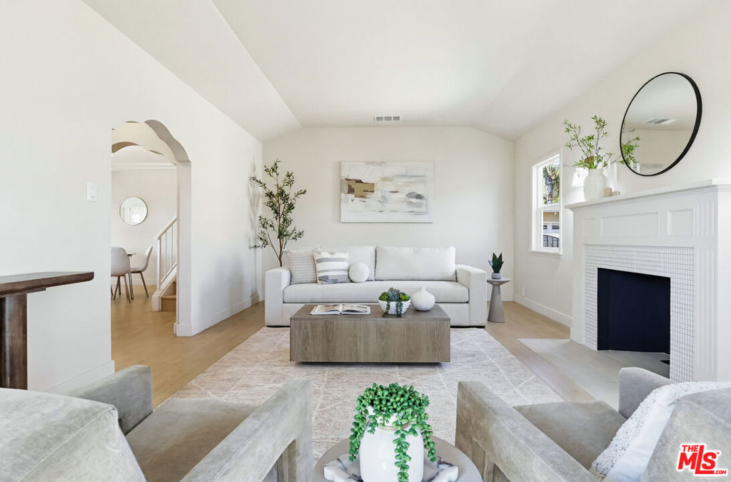 9631 S Harvard Boulevard