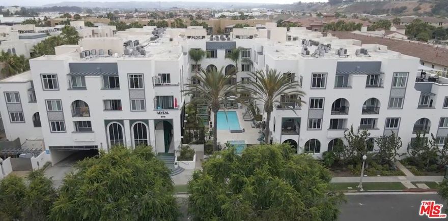 Enjoy modern coastal 1x1 living with refined interiors featuring apartment is available for move in immediately. Plank-style flooring , quartz countertops, custom cabinetry, and stainless-steel Samsung appliances. Homes offer Nest climate control, LED lighting, generous storage, and in-home laundry, with select layouts including wine fridges and backlit bathroom mirrors. Thoughtful finishes, sleek tech touches, and crafted design palettes create a stylish and comfortable retreat that supports both daily living and relaxation. Resort-inspired amenities elevate every moment  from a heated pool and spa with cabanas and daybeds to BBQ station, HDTVs, and lush outdoor lounging. Work with ease in co working lounge, private conference space, and computer alcoves, then recharge in the screening room or double-height clubhouse with coffee and game areas. A cardio studio with MIRROR fitness screens, 24/7 package lockers, resident library, and pet-friendly features round out the experience. With Crescent Park across the street and Silicon Beach shopping, dining, and entertainment just minutes away. Photos may consist of similar model units and virtually staged renderings.