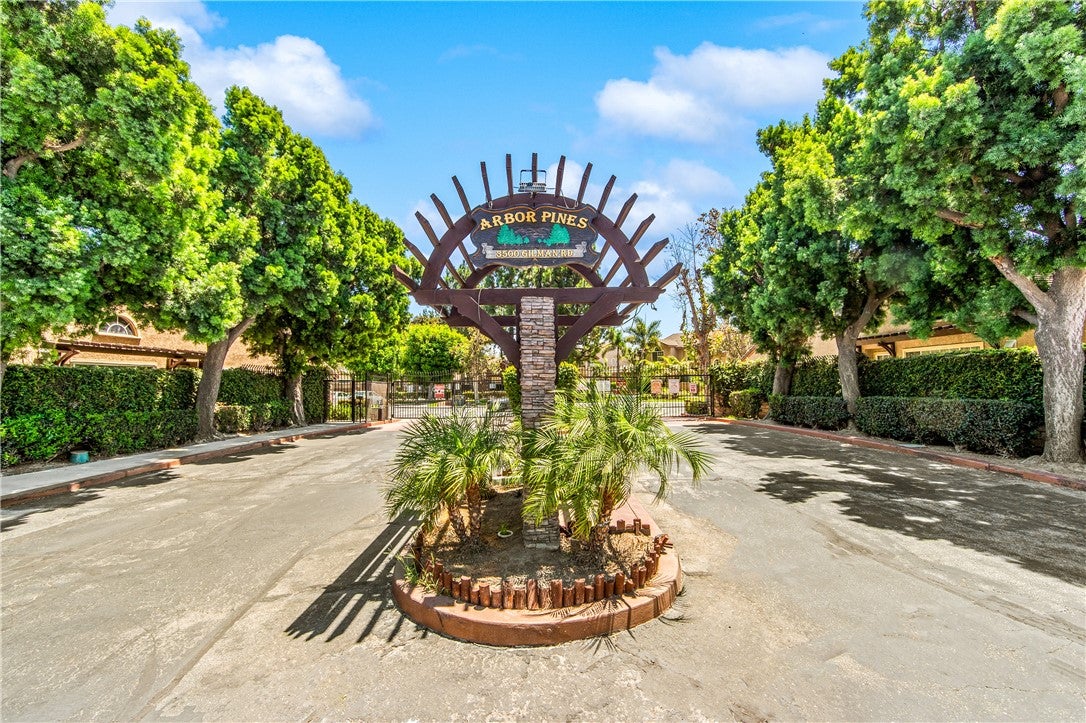 12525 Pinehurst ST, El Monte CA 91732