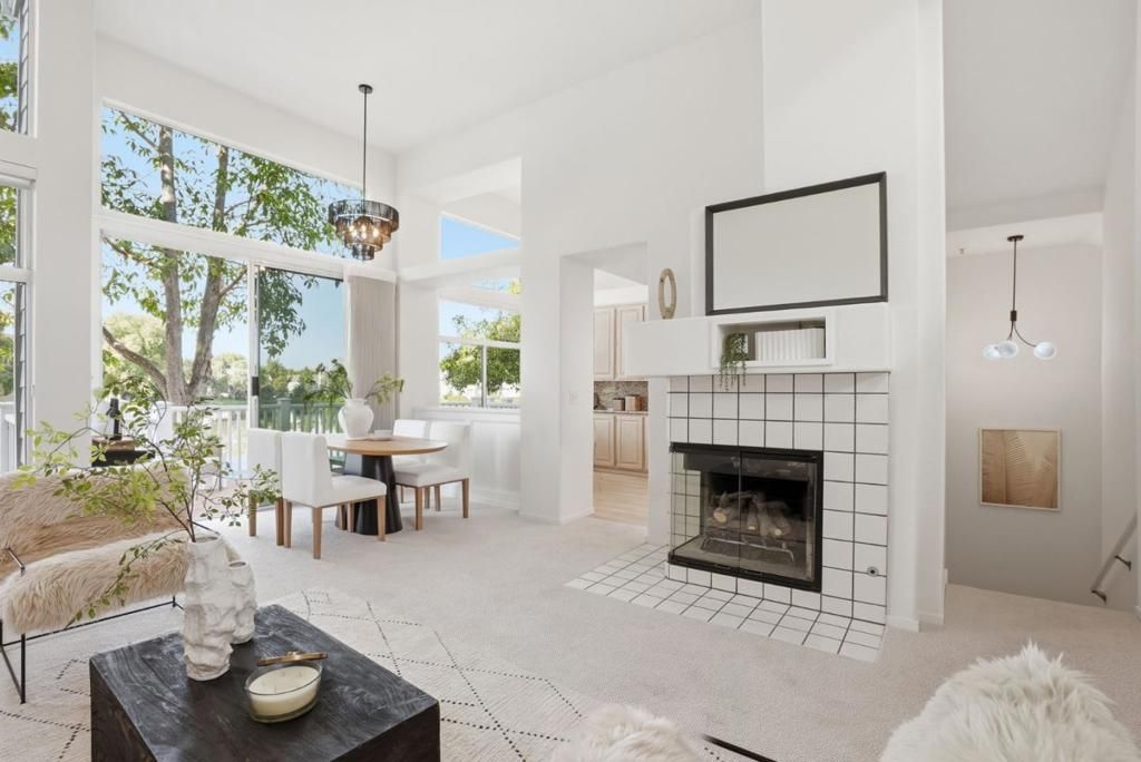 Photo of 832 Sovereign Way, Redwood City, CA 94065 (MLS # ML82035397)