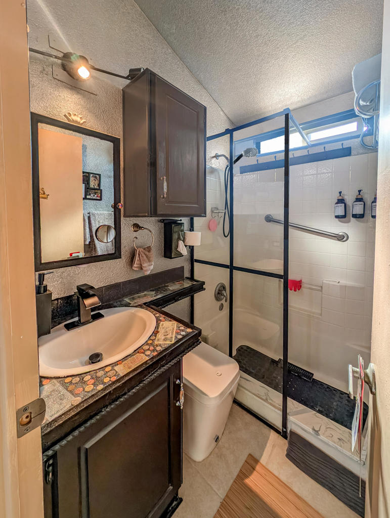 Not Applicable-1 - Manufactured In Park