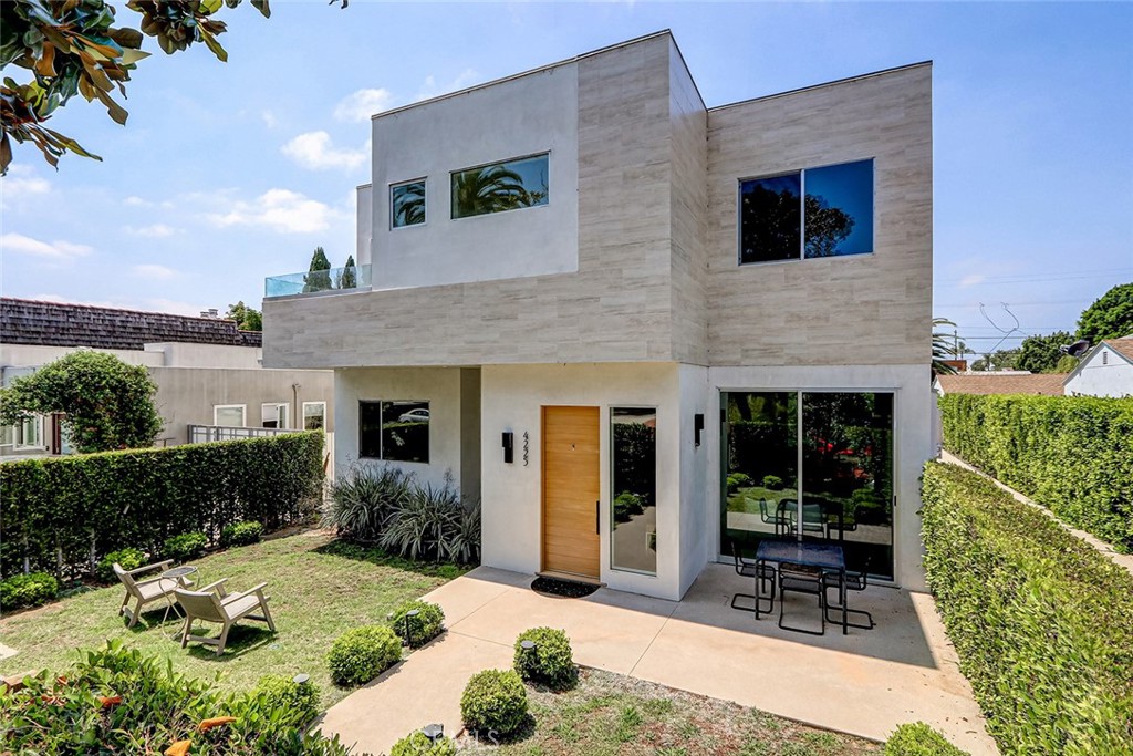 4225 La Salle Avenue