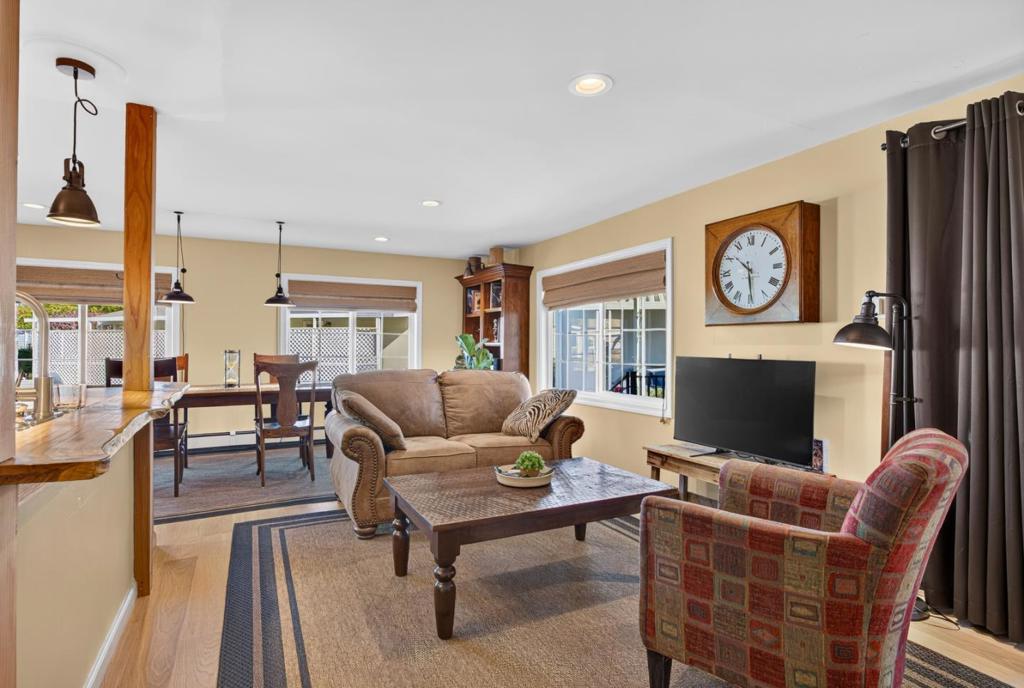 114 Candlewood Drive 114