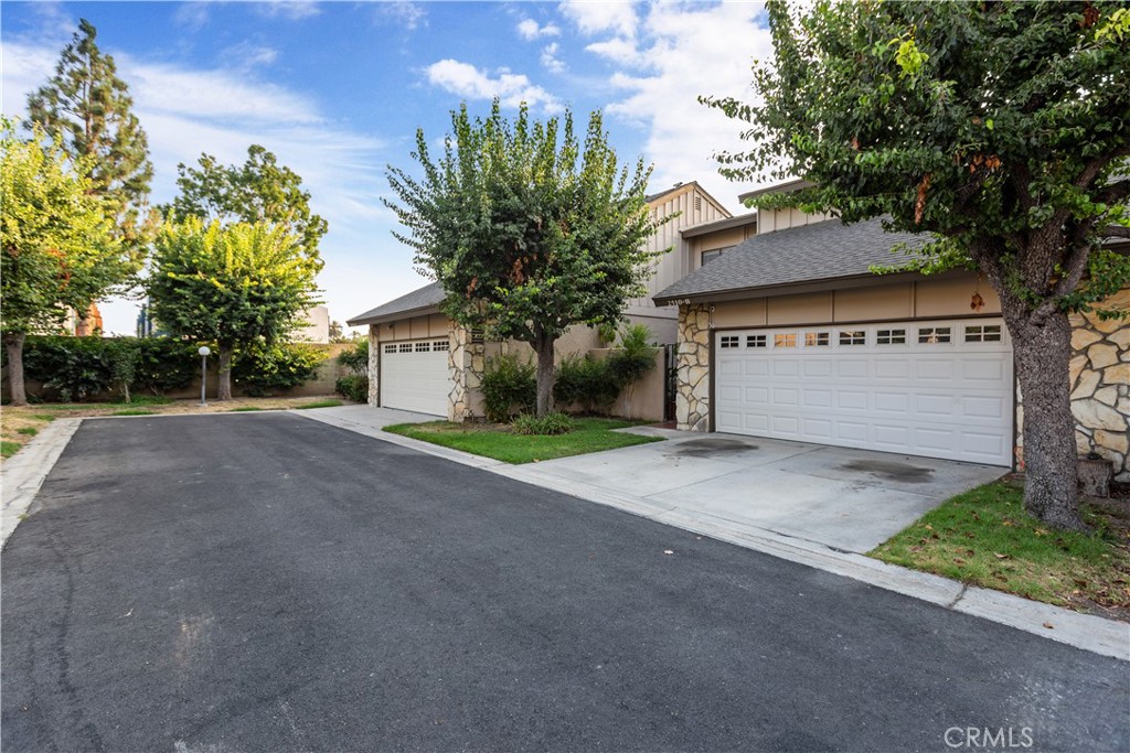 2510 N Tustin B