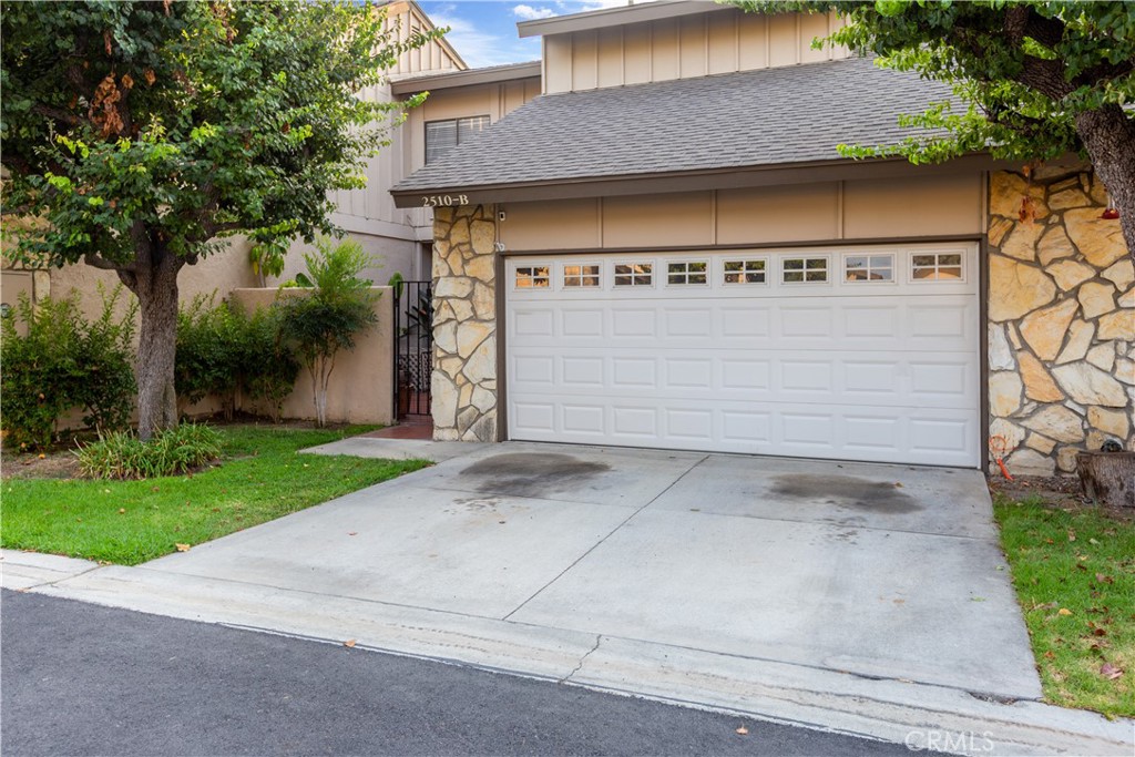 2510 N Tustin B