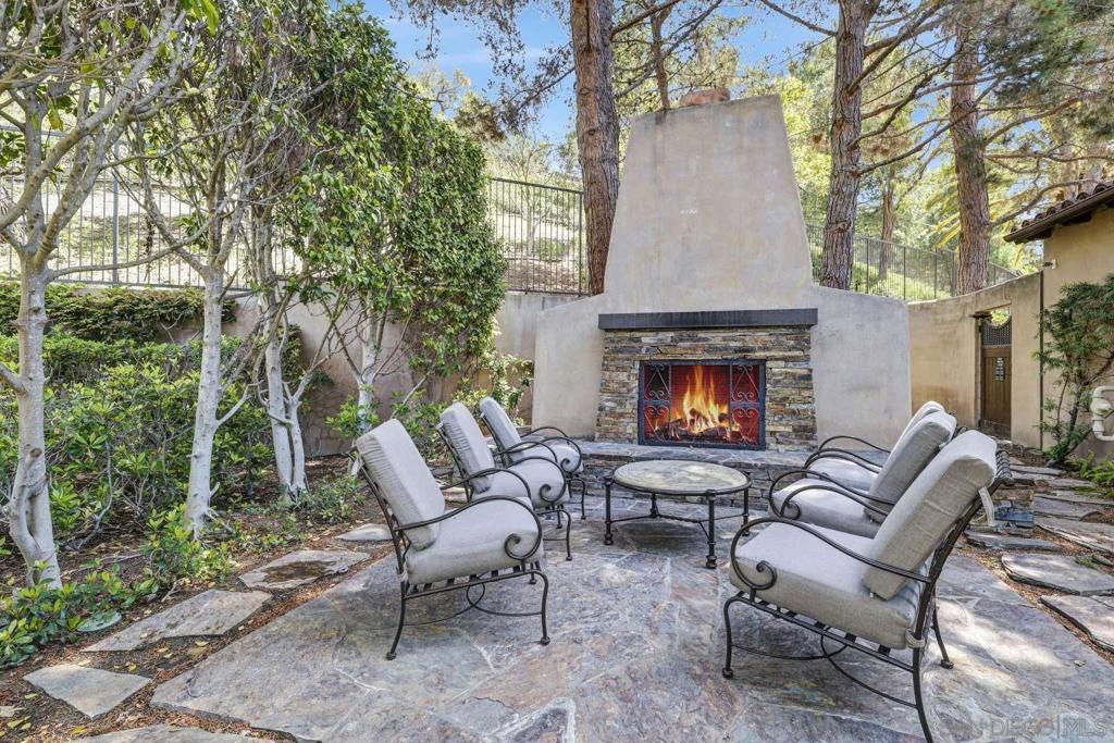 86 Canyoncrest, Irvine CA 92603 - Photo 23